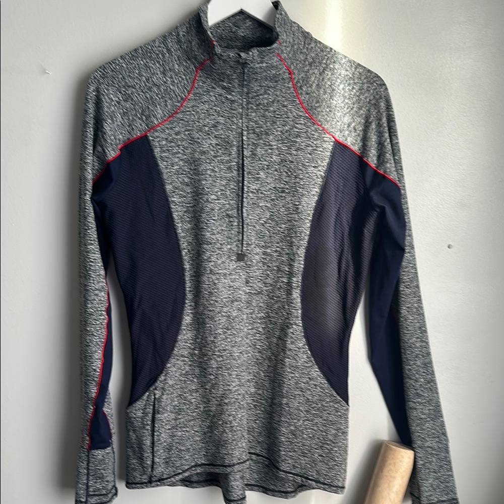 Athleta Women's Athletic Top